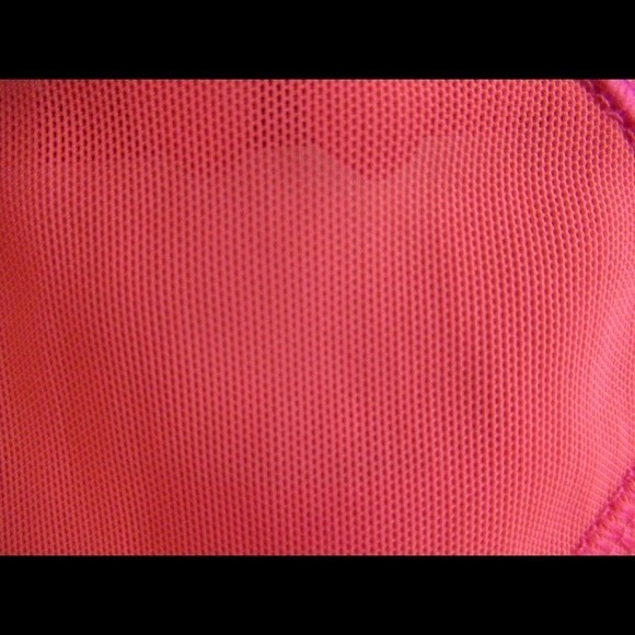 Lole Activewear shirt with mesh back panels size large - Picture 6 of 6